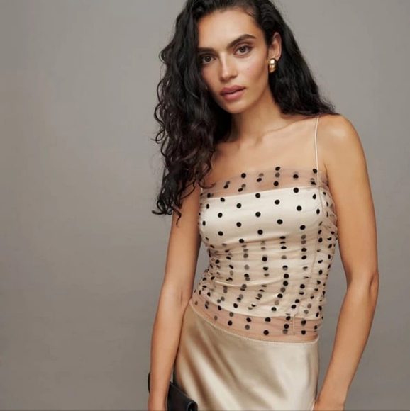 Reformation Amber Top in Champagne size 8 NWT - Picture 2 of 12